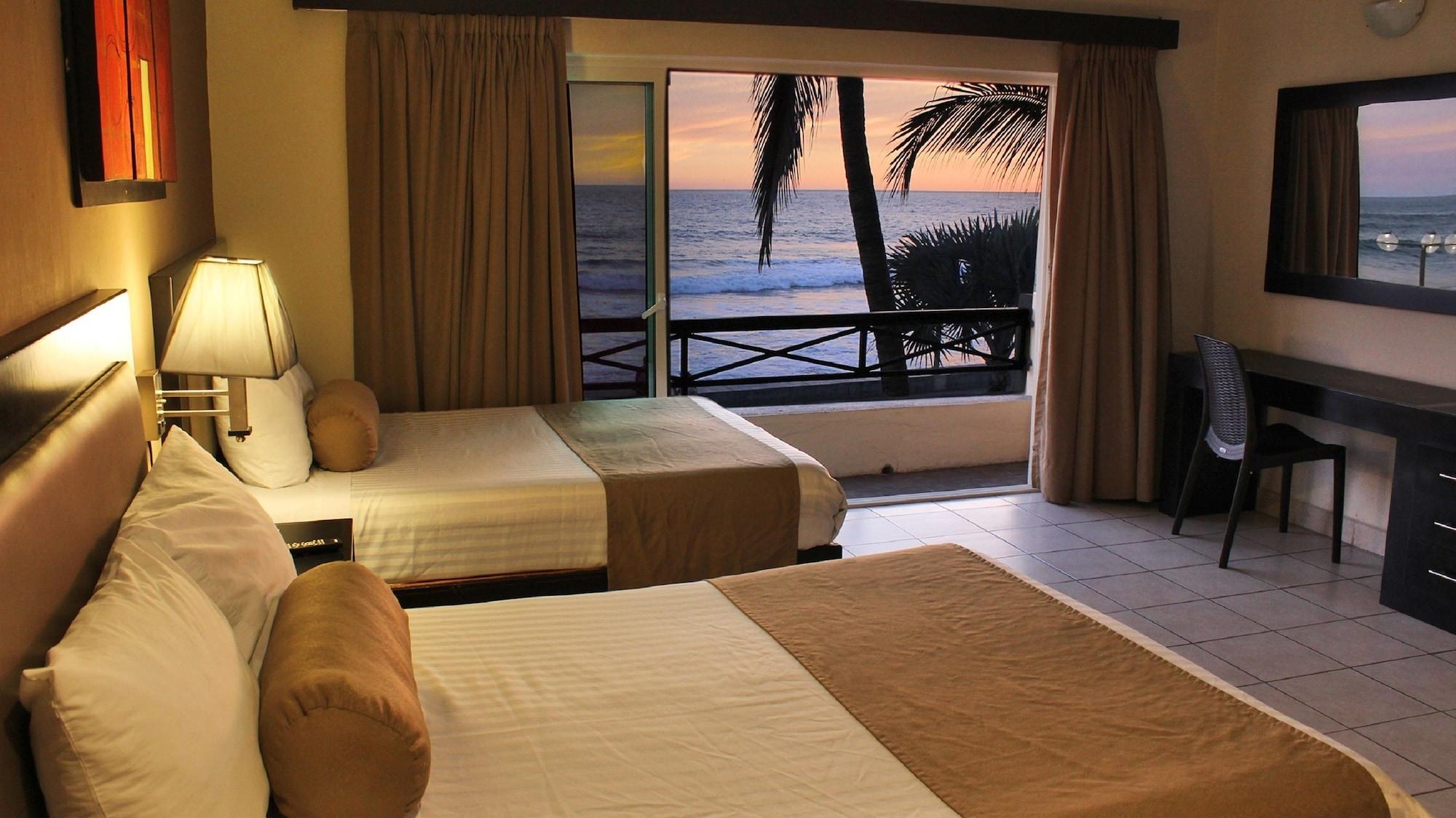 Hotel La Siesta Mazatlán Esterno foto