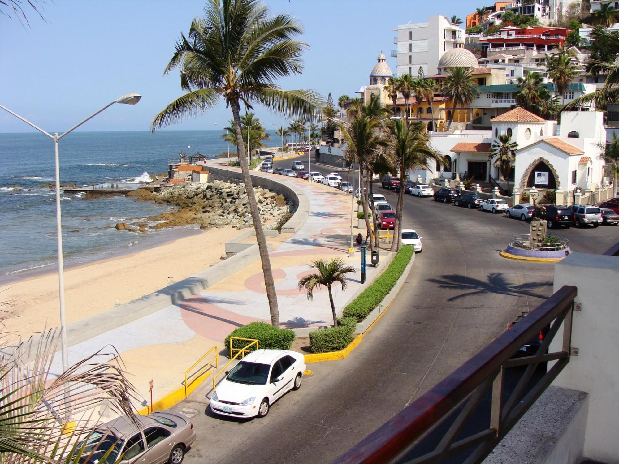 Hotel La Siesta Mazatlán Esterno foto