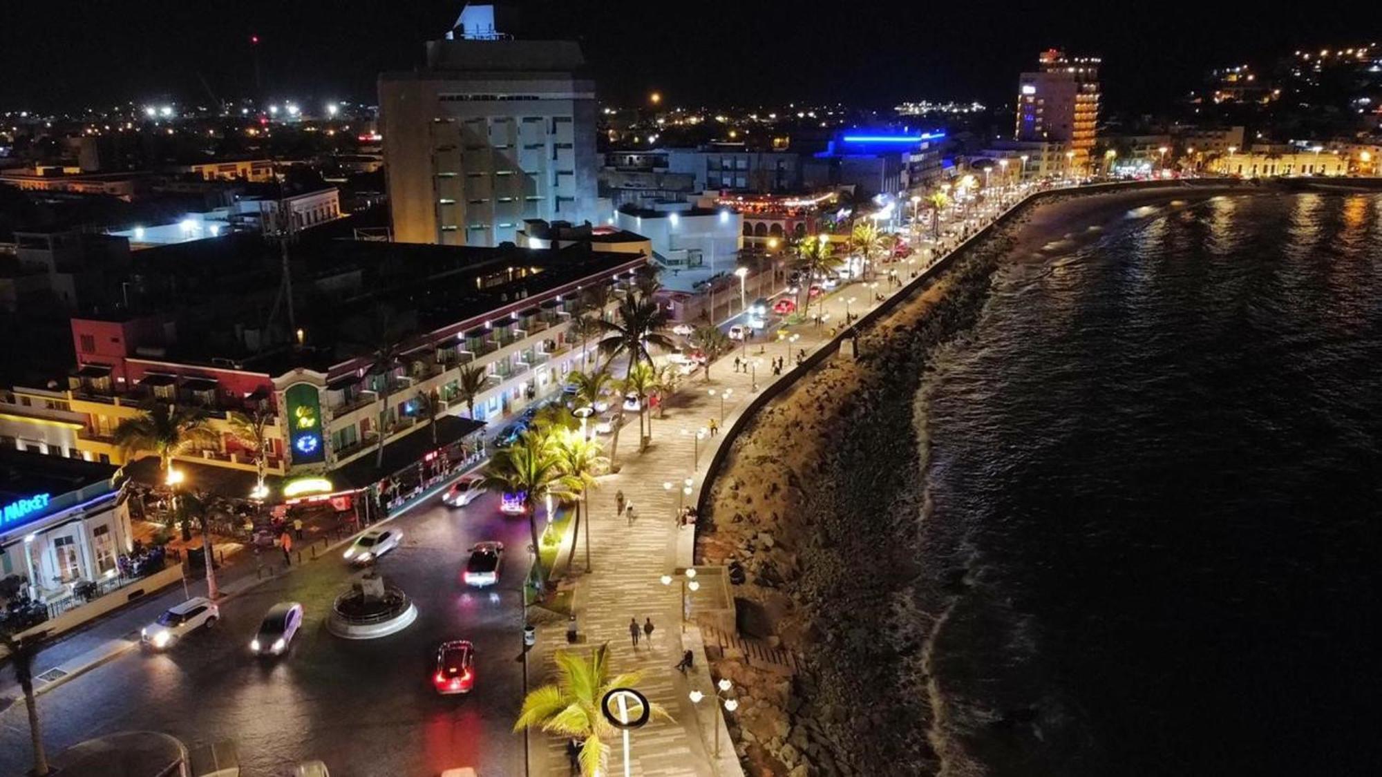 Hotel La Siesta Mazatlán Esterno foto