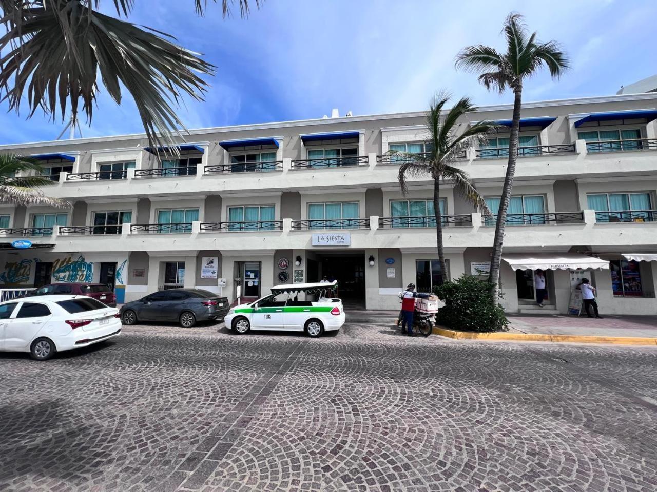 Hotel La Siesta Mazatlán Esterno foto